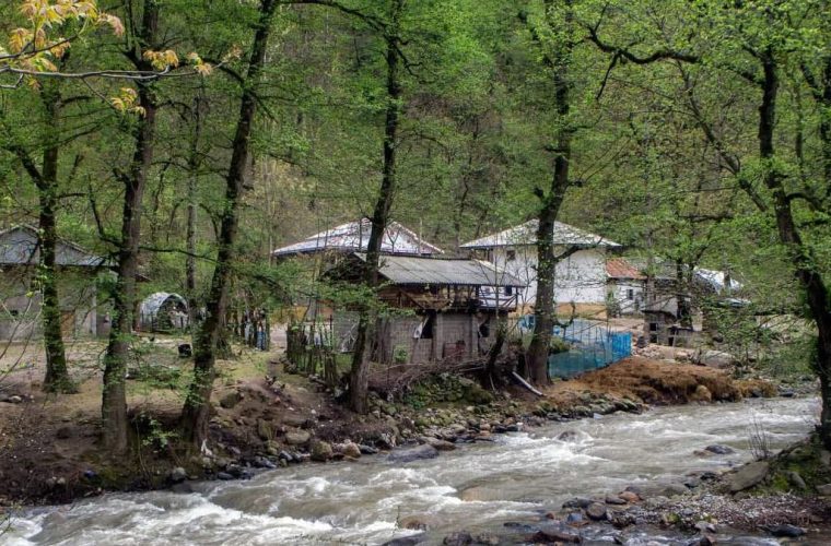 تجاوز سرمایه‌گذاران به بستر رودخانه‌ها در مازندران