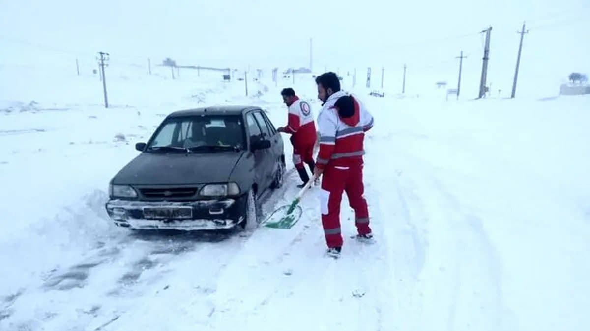 خدمات زمستانی هلال احمر مازندران