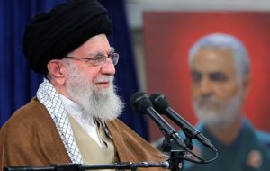 رهبر انقلاب: دو انتخابات مجلس خبرگان رهبری و مجلس شورای اسلامی باید با شکوه برگزار شود